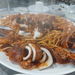 피드에 업로드 된 이미지