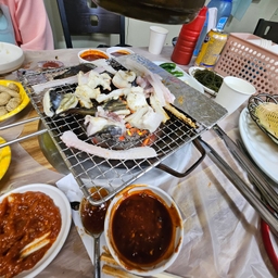 피드에 업로드 된 이미지