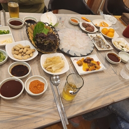 피드에 업로드 된 이미지