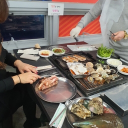 피드에 업로드 된 이미지