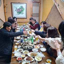 피드에 업로드 된 이미지