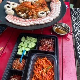 ํผ๋์ ์
๋ก๋ ๋ ์ด๋ฏธ์ง