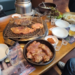 피드에 업로드 된 이미지