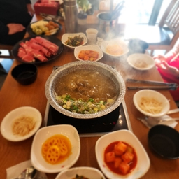 피드에 업로드 된 이미지
