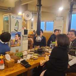 피드에 업로드 된 이미지