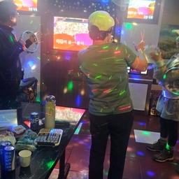 피드에 업로드 된 이미지