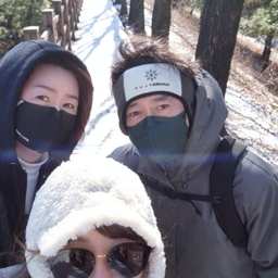 피드에 업로드 된 이미지