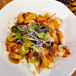 피드에 업로드 된 이미지