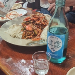 피드에 업로드 된 이미지