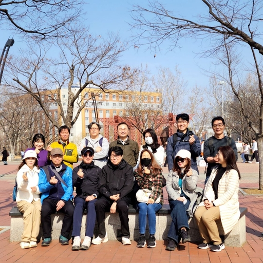 ํผ๋ ์ด๋ฏธ์ง