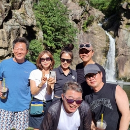 피드에 업로드 된 이미지
