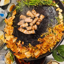 피드에 업로드 된 이미지