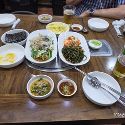 피드에 업로드 된 이미지