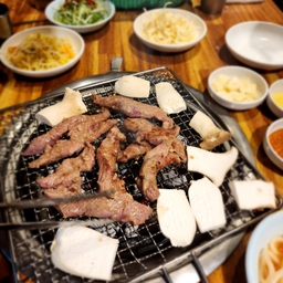피드에 업로드 된 이미지