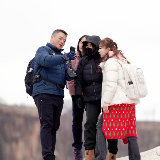 ํผ๋ ์ด๋ฏธ์ง