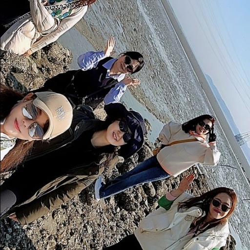 ํผ๋ ์ด๋ฏธ์ง