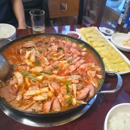 피드에 업로드 된 이미지