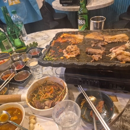 피드에 업로드 된 이미지