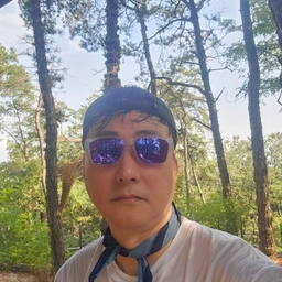 피드에 업로드 된 이미지