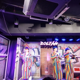 피드에 업로드 된 이미지