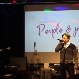 피드에 업로드 된 이미지