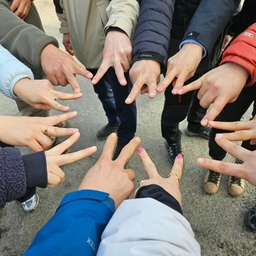 피드에 업로드 된 이미지
