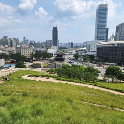 피드에 업로드 된 이미지