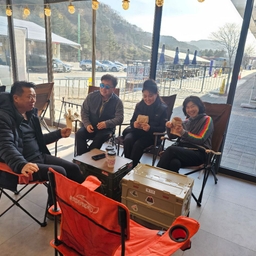 피드에 업로드 된 이미지