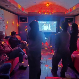 피드에 업로드 된 이미지