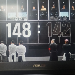 피드에 업로드 된 이미지