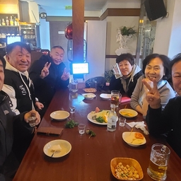 피드에 업로드 된 이미지