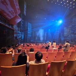 피드에 업로드 된 이미지