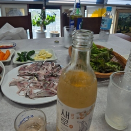 피드에 업로드 된 이미지