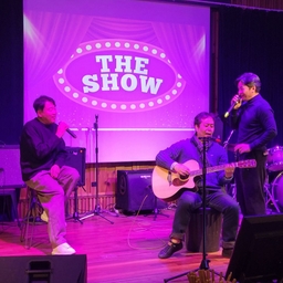 피드에 업로드 된 이미지