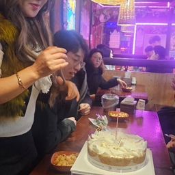 피드에 업로드 된 이미지