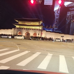 피드에 업로드 된 이미지