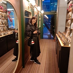 피드에 업로드 된 이미지