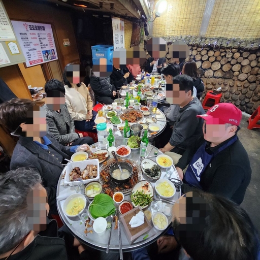 ํผ๋ ์ด๋ฏธ์ง