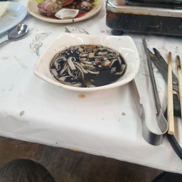 피드에 업로드 된 이미지