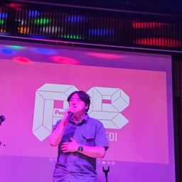 피드에 업로드 된 이미지