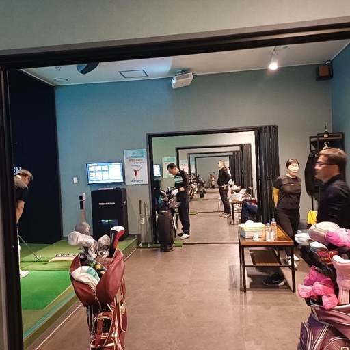 ํผ๋ ์ด๋ฏธ์ง