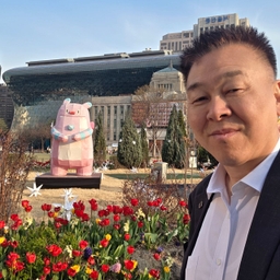 피드에 업로드 된 이미지