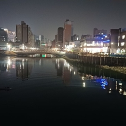 피드에 업로드 된 이미지