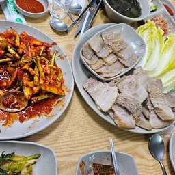 피드에 업로드 된 이미지