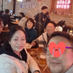 피드에 업로드 된 이미지