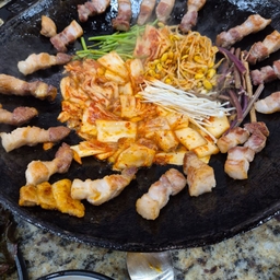 피드에 업로드 된 이미지