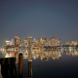 피드에 업로드 된 이미지