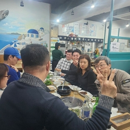 피드에 업로드 된 이미지