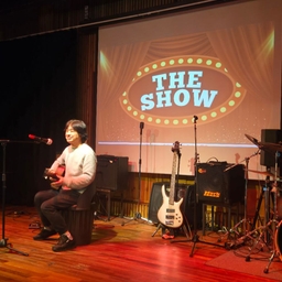 피드에 업로드 된 이미지