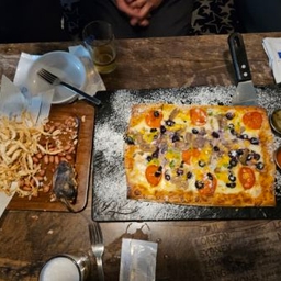 피드에 업로드 된 이미지